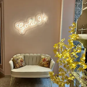  Bed & Breakfast Gold94