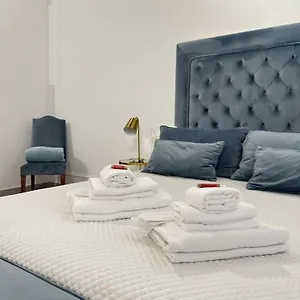  Bed & Breakfast Maison M Boutique